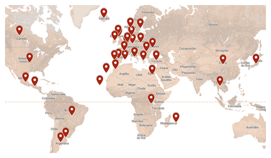 Mapa com a atuação da Tech Tank em projetos de armazenamento industrial em diversos países.
